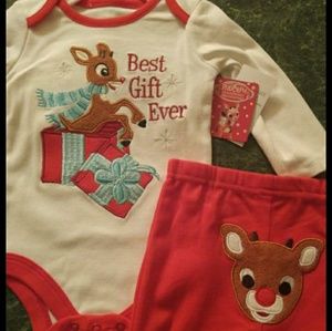 💞3/$27.  🦌Rudolph Christmas Outfit 6 month-New🦌
